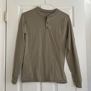 Hanes Beefy-T, tan henley, size S